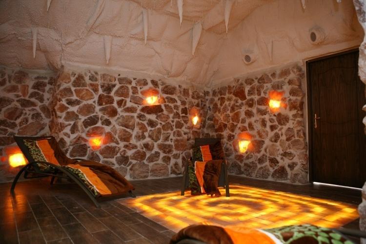 Hotel Zloty Mlyn Majkow Пйотркув-Трибунальський Екстер'єр фото