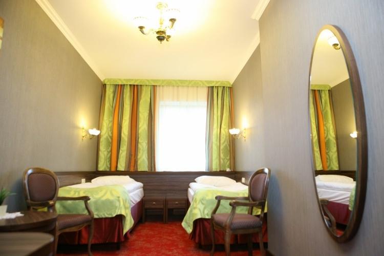 Hotel Zloty Mlyn Majkow Пйотркув-Трибунальський Номер фото
